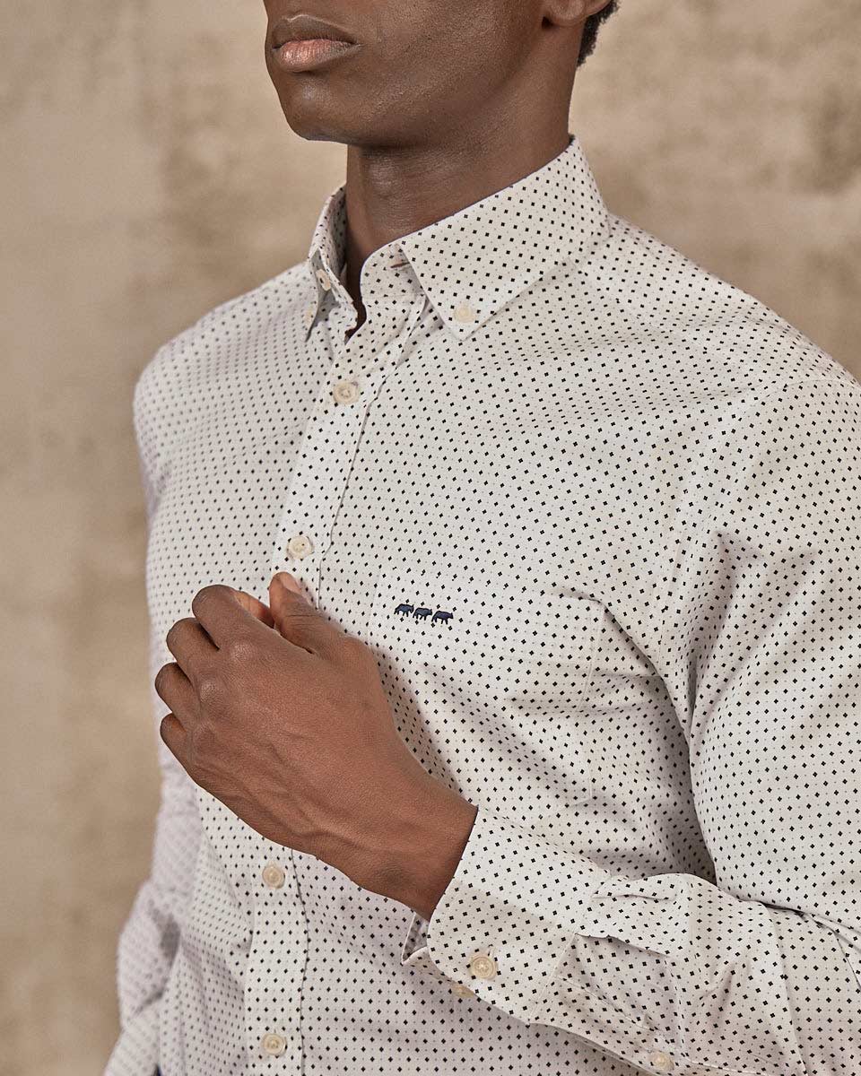 Chemise Earvin - Image 2