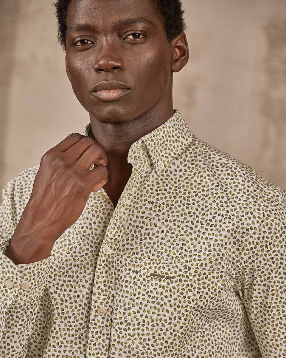 Chemise motifs feuillages - Image 6